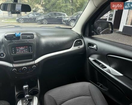 Зелений Додж Джорні, об'ємом двигуна 2.36 л та пробігом 190 тис. км за 12000 $, фото 12 на Automoto.ua
