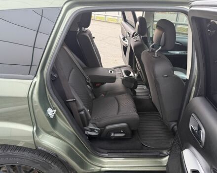 Зелений Додж Джорні, об'ємом двигуна 2.4 л та пробігом 177 тис. км за 11200 $, фото 7 на Automoto.ua