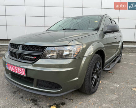 Зеленый Додж Джорни, объемом двигателя 2.4 л и пробегом 177 тыс. км за 11200 $, фото 3 на Automoto.ua