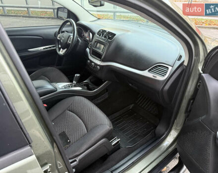 Зеленый Додж Джорни, объемом двигателя 2.4 л и пробегом 177 тыс. км за 11200 $, фото 17 на Automoto.ua