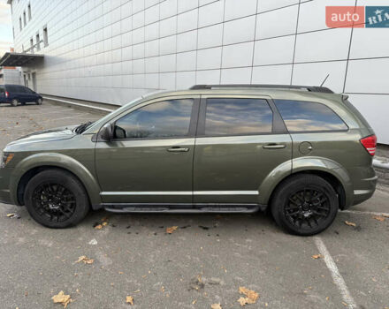 Зеленый Додж Джорни, объемом двигателя 2.4 л и пробегом 177 тыс. км за 11200 $, фото 4 на Automoto.ua