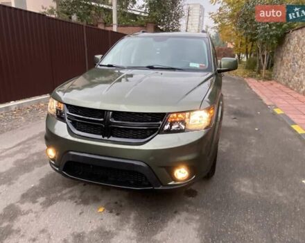 Додж Джорни 2017 в Киеве на Automoto.ua Зеленый Додж Джорни, объемом двигателя 3.6 л и пробегом 111 тыс. км за 14300 $, фото 2 на Automoto.ua