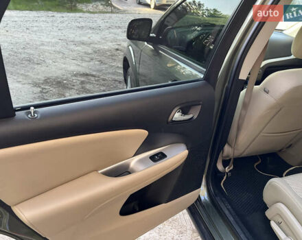 Зеленый Додж Джорни, объемом двигателя 2.4 л и пробегом 115 тыс. км за 12900 $, фото 12 на Automoto.ua