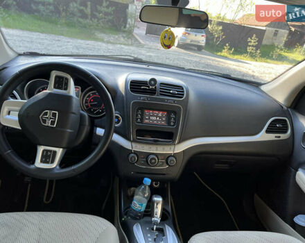 Зеленый Додж Джорни, объемом двигателя 2.4 л и пробегом 115 тыс. км за 12900 $, фото 11 на Automoto.ua