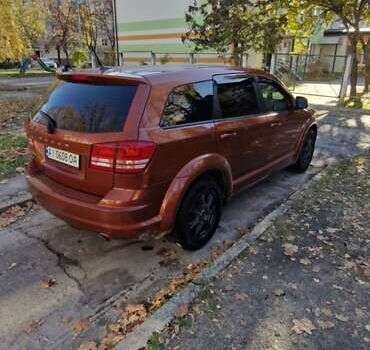 Помаранчевий Додж Джорні, об'ємом двигуна 2.4 л та пробігом 279 тис. км за 9500 $, фото 6 на Automoto.ua