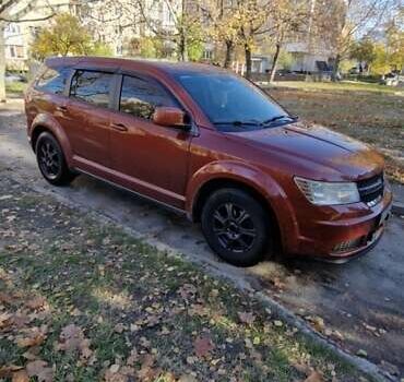 Помаранчевий Додж Джорні, об'ємом двигуна 2.4 л та пробігом 279 тис. км за 9500 $, фото 5 на Automoto.ua