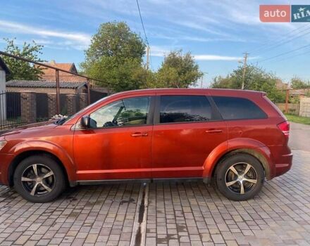 Помаранчевий Додж Джорні, об'ємом двигуна 2.36 л та пробігом 205 тис. км за 8500 $, фото 5 на Automoto.ua