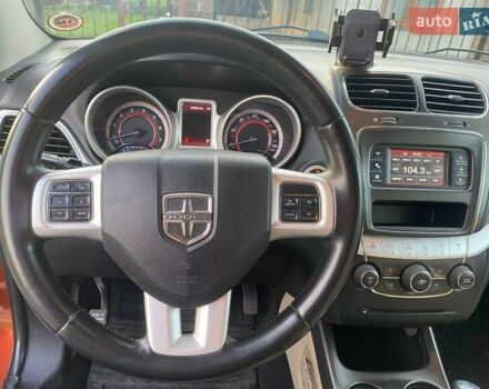 Помаранчевий Додж Джорні, об'ємом двигуна 2.36 л та пробігом 205 тис. км за 8500 $, фото 7 на Automoto.ua