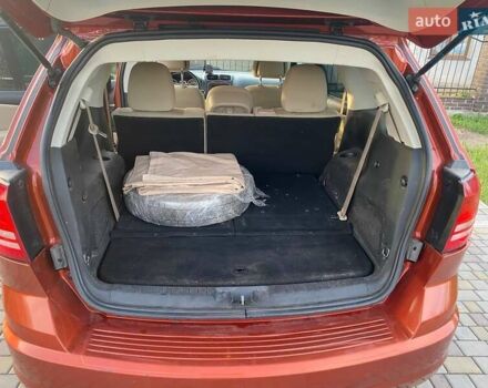 Помаранчевий Додж Джорні, об'ємом двигуна 2.36 л та пробігом 205 тис. км за 8500 $, фото 16 на Automoto.ua