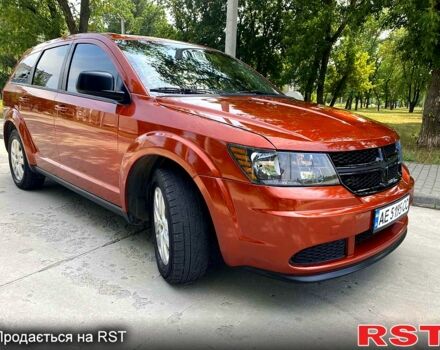 Оранжевый Додж Джорни, объемом двигателя 2.4 л и пробегом 230 тыс. км за 7300 $, фото 3 на Automoto.ua