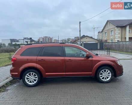Оранжевый Додж Джорни, объемом двигателя 2.36 л и пробегом 250 тыс. км за 8100 $, фото 6 на Automoto.ua