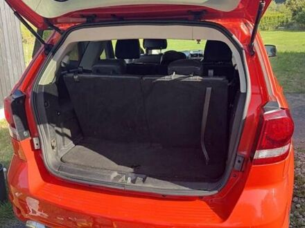 Оранжевый Додж Джорни, объемом двигателя 2.4 л и пробегом 123 тыс. км за 13500 $, фото 1 на Automoto.ua