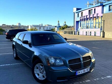 Серый Додж Магнум, объемом двигателя 2.7 л и пробегом 187 тыс. км за 8999 $, фото 1 на Automoto.ua