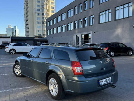 Додж Магнум 2005 в Киеве на Automoto.ua Серый Додж Магнум, объемом двигателя 2.7 л и пробегом 280 тыс. км за 8000 $, фото 1 на Automoto.ua