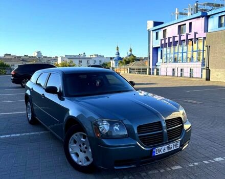 Сірий Додж Magnum, об'ємом двигуна 2.7 л та пробігом 187 тис. км за 8999 $, фото 1 на Automoto.ua