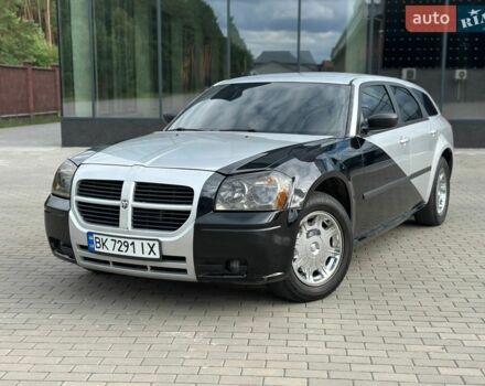 Серый Додж Магнум, объемом двигателя 2.74 л и пробегом 177 тыс. км за 6999 $, фото 1 на Automoto.ua