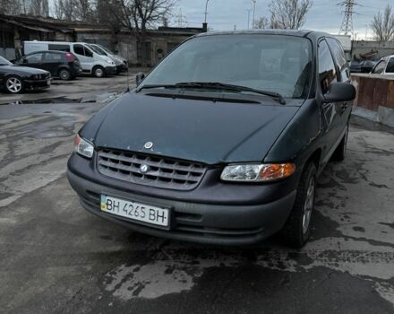 Зеленый Додж Монако, объемом двигателя 0 л и пробегом 185 тыс. км за 2299 $, фото 1 на Automoto.ua