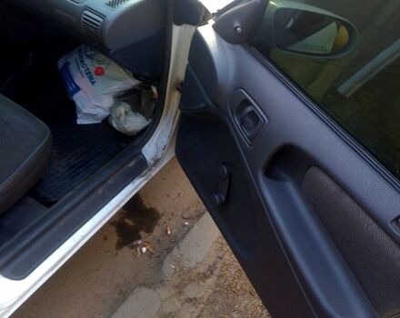 Білий Додж Neon, об'ємом двигуна 2 л та пробігом 0 тис. км за 1500 $, фото 1 на Automoto.ua