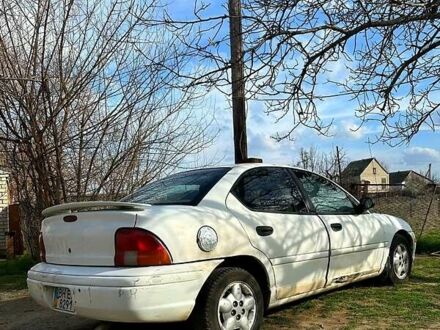 Белый Додж Неон, объемом двигателя 2 л и пробегом 240 тыс. км за 1200 $, фото 1 на Automoto.ua