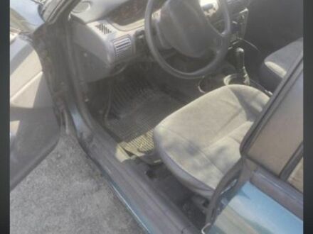 Додж Neon 1996 у Вышгороде на Automoto.ua Зелений Додж Neon, об'ємом двигуна 2 л та пробігом 650 тис. км за 1050 $, фото 1 на Automoto.ua