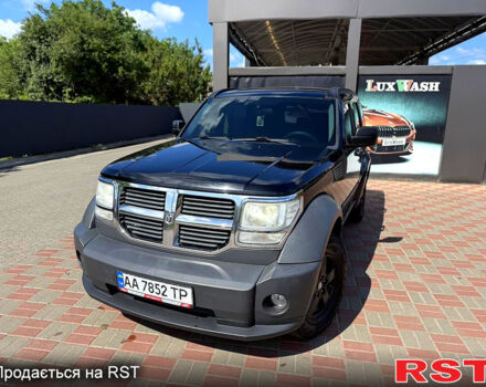 Чорний Додж Nitro, об'ємом двигуна 3.7 л та пробігом 0 тис. км за 10500 $, фото 6 на Automoto.ua