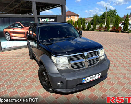 Чорний Додж Nitro, об'ємом двигуна 3.7 л та пробігом 0 тис. км за 10500 $, фото 3 на Automoto.ua