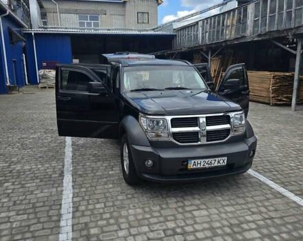 Чорний Додж Nitro, об'ємом двигуна 3.7 л та пробігом 51 тис. км за 13000 $, фото 2 на Automoto.ua