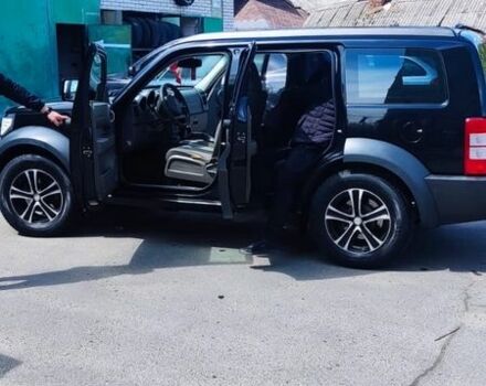 Черный Додж Нитро, объемом двигателя 3.7 л и пробегом 210 тыс. км за 7500 $, фото 4 на Automoto.ua