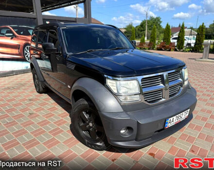 Чорний Додж Nitro, об'ємом двигуна 3.7 л та пробігом 0 тис. км за 10500 $, фото 1 на Automoto.ua