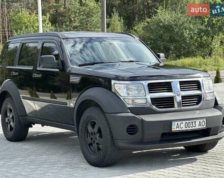 Черный Додж Нитро, объемом двигателя 3.7 л и пробегом 180 тыс. км за 7000 $, фото 2 на Automoto.ua