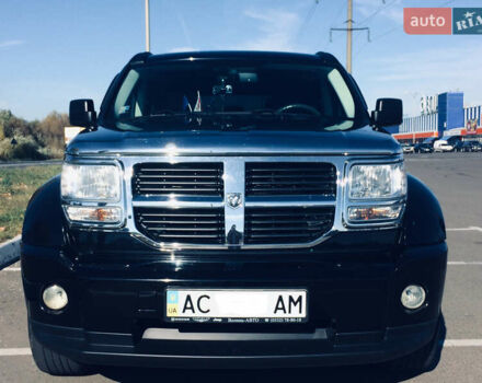Чорний Додж Nitro, об'ємом двигуна 3.7 л та пробігом 100 тис. км за 11250 $, фото 8 на Automoto.ua
