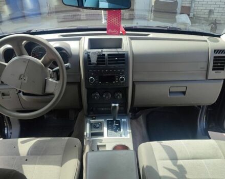 Черный Додж Нитро, объемом двигателя 3.7 л и пробегом 210 тыс. км за 7500 $, фото 13 на Automoto.ua