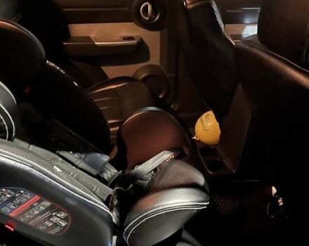 Черный Додж Нитро, объемом двигателя 3.7 л и пробегом 195 тыс. км за 9900 $, фото 27 на Automoto.ua