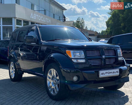 Черный Додж Нитро, объемом двигателя 4 л и пробегом 129 тыс. км за 8900 $, фото 2 на Automoto.ua