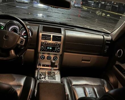 Черный Додж Нитро, объемом двигателя 3.7 л и пробегом 195 тыс. км за 9900 $, фото 11 на Automoto.ua