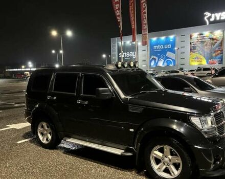 Черный Додж Нитро, объемом двигателя 3.7 л и пробегом 195 тыс. км за 9900 $, фото 3 на Automoto.ua