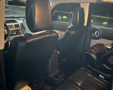 Черный Додж Нитро, объемом двигателя 3.7 л и пробегом 195 тыс. км за 9900 $, фото 7 на Automoto.ua