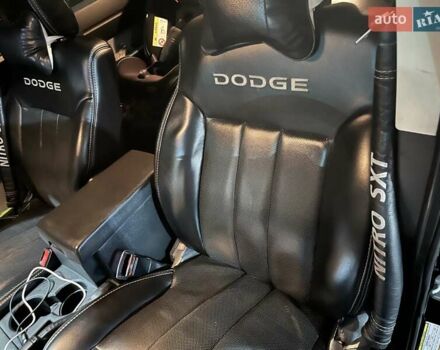 Черный Додж Нитро, объемом двигателя 3.7 л и пробегом 195 тыс. км за 9900 $, фото 8 на Automoto.ua