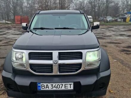 Черный Додж Нитро, объемом двигателя 3.7 л и пробегом 248 тыс. км за 8500 $, фото 1 на Automoto.ua