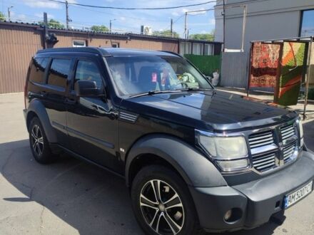 Додж Nitro 2007 у Житомирі на Automoto.ua Чорний Додж Nitro, об'ємом двигуна 3.7 л та пробігом 210 тис. км за 7500 $, фото 1 на Automoto.ua