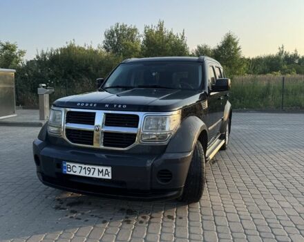 Черный Додж Нитро, объемом двигателя 2.8 л и пробегом 208 тыс. км за 6500 $, фото 1 на Automoto.ua