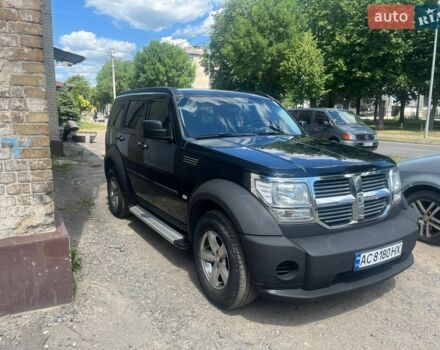 Черный Додж Нитро, объемом двигателя 3.7 л и пробегом 187 тыс. км за 8950 $, фото 1 на Automoto.ua