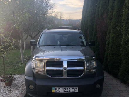 Черный Додж Нитро, объемом двигателя 2.8 л и пробегом 133 тыс. км за 9700 $, фото 1 на Automoto.ua