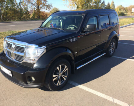 Черный Додж Нитро, объемом двигателя 3.7 л и пробегом 68 тыс. км за 14800 $, фото 1 на Automoto.ua