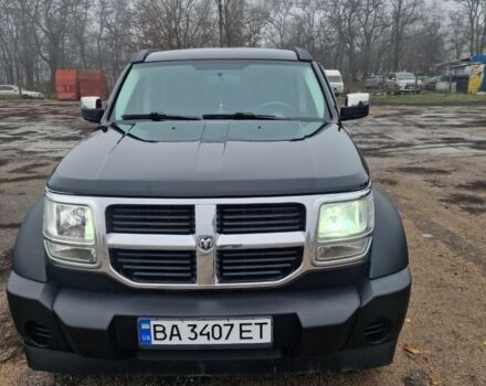 Черный Додж Нитро, объемом двигателя 3.7 л и пробегом 248 тыс. км за 8500 $, фото 1 на Automoto.ua