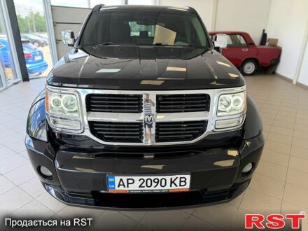 Чорний Додж Nitro, об'ємом двигуна 2.8 л та пробігом 89 тис. км за 12000 $, фото 1 на Automoto.ua