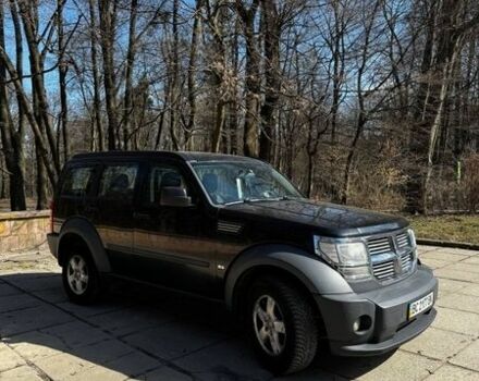 Черный Додж Нитро, объемом двигателя 2.8 л и пробегом 209 тыс. км за 8700 $, фото 1 на Automoto.ua