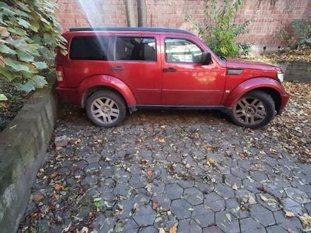 Червоний Додж Nitro, об'ємом двигуна 2.7 л та пробігом 460 тис. км за 6000 $, фото 1 на Automoto.ua