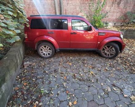 Червоний Додж Nitro, об'ємом двигуна 2.7 л та пробігом 460 тис. км за 6000 $, фото 1 на Automoto.ua