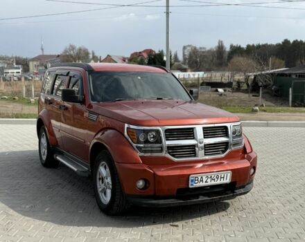 Красный Додж Нитро, объемом двигателя 3.7 л и пробегом 220 тыс. км за 5800 $, фото 1 на Automoto.ua